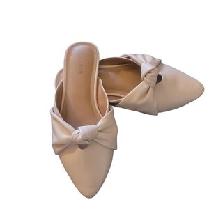 Torrid Cream Colored Flats Size 9.5WW